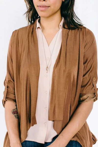 La Petite Claw Necklace