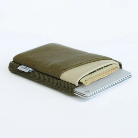 TGT 2.0 Deluxe Wallet in Army/Cream