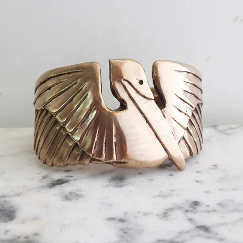 Pelican Cuff