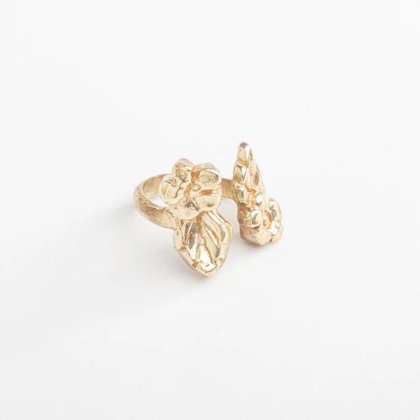 Open Flower Ring in Brass