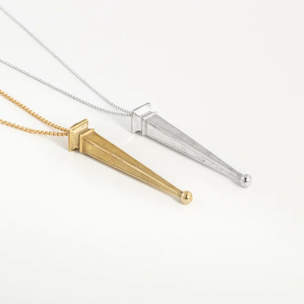 The Pendulum Necklace